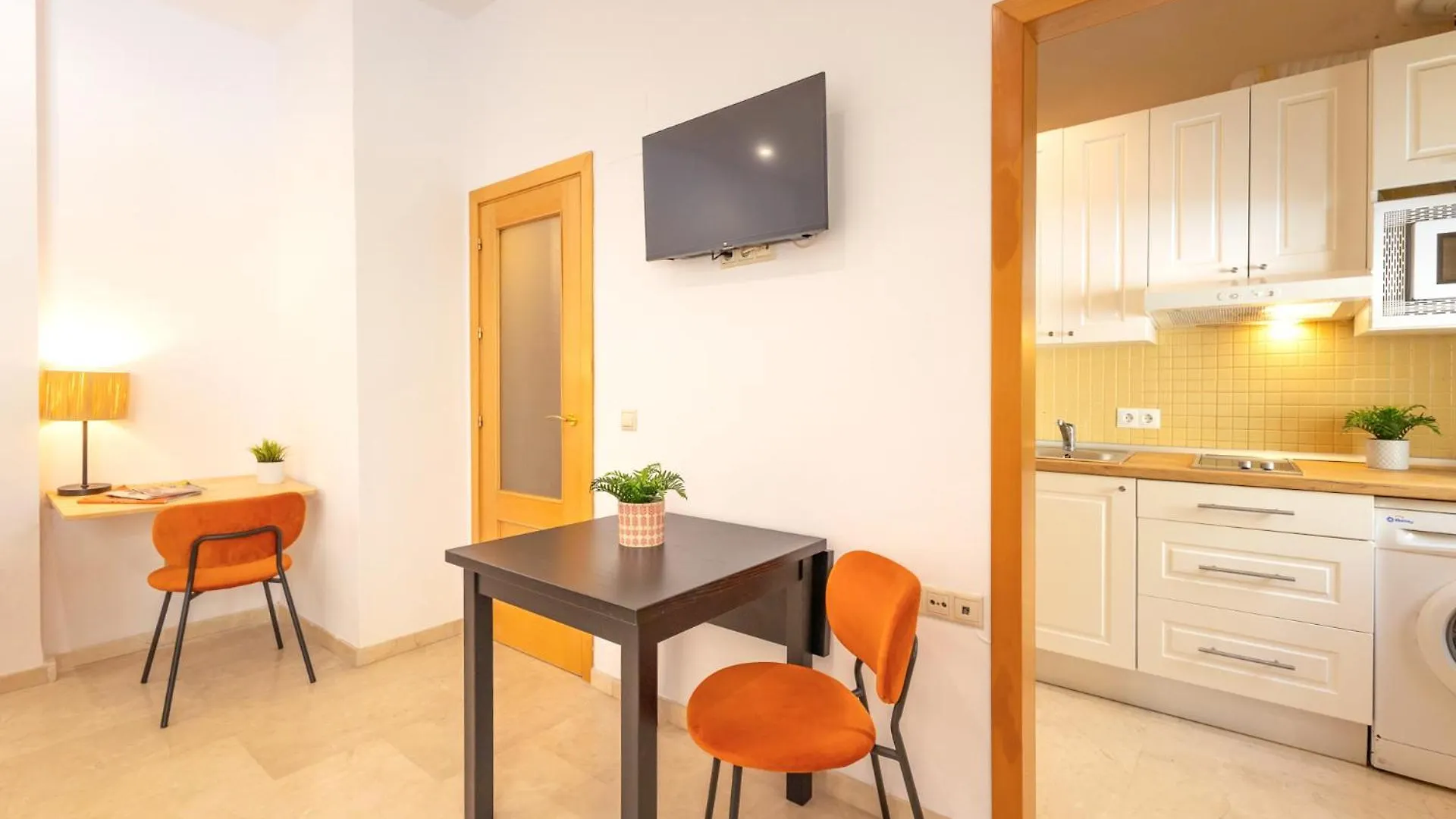 Isg Apartments Estudio En La Alameda Seville