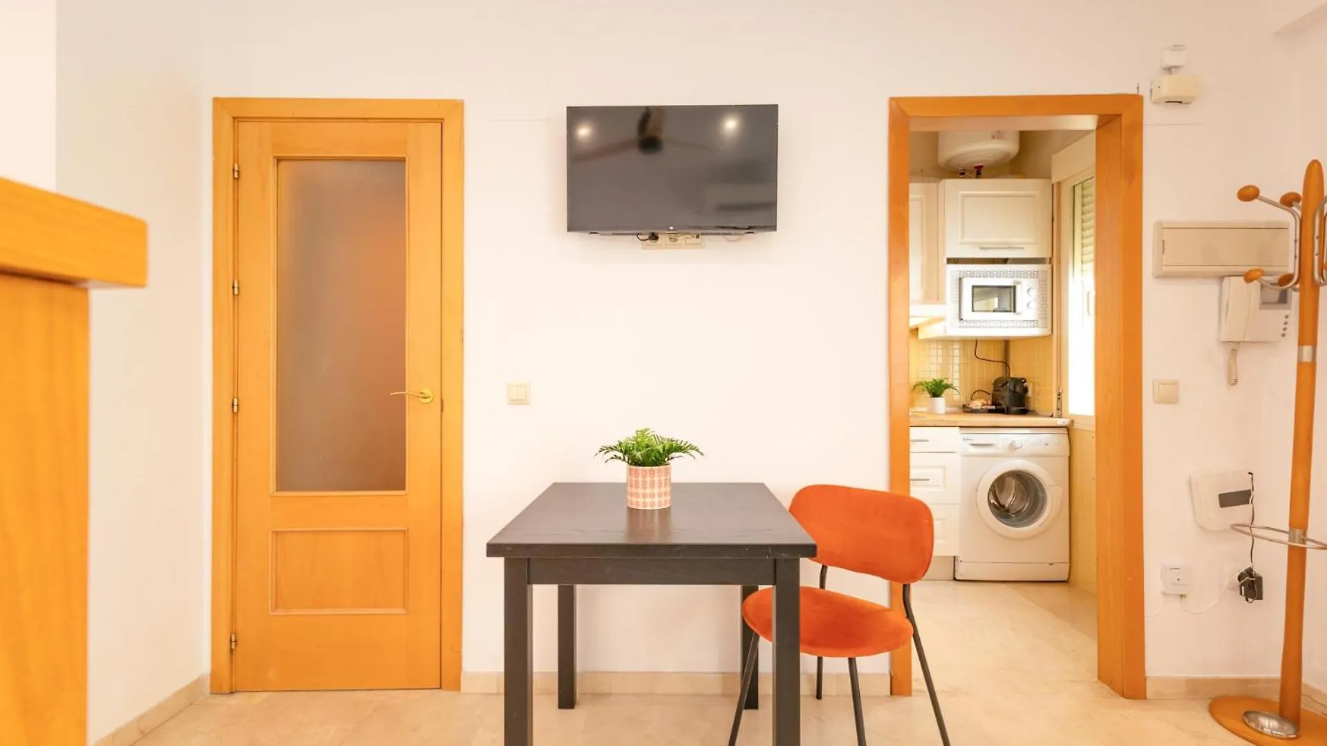 Isg Apartments Estudio En La Alameda Seville Spain
