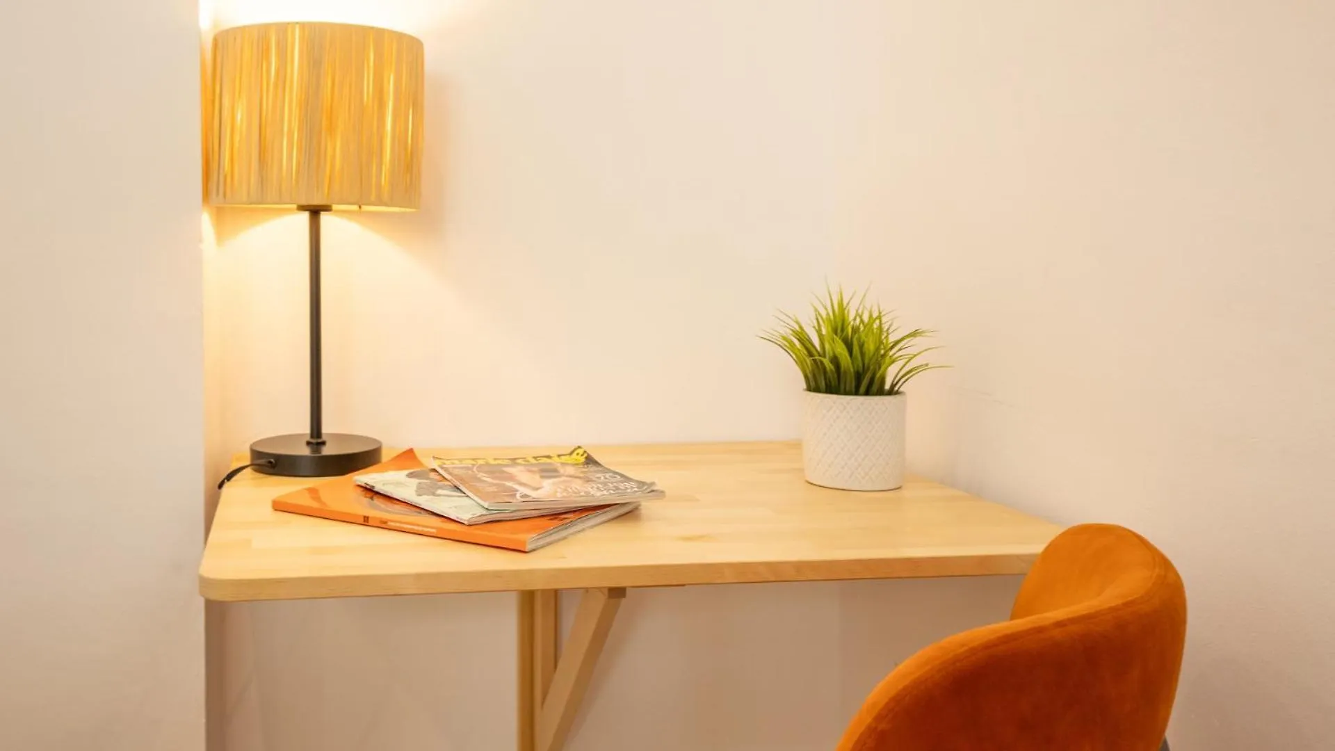 Isg Apartments Estudio En La Alameda Seville