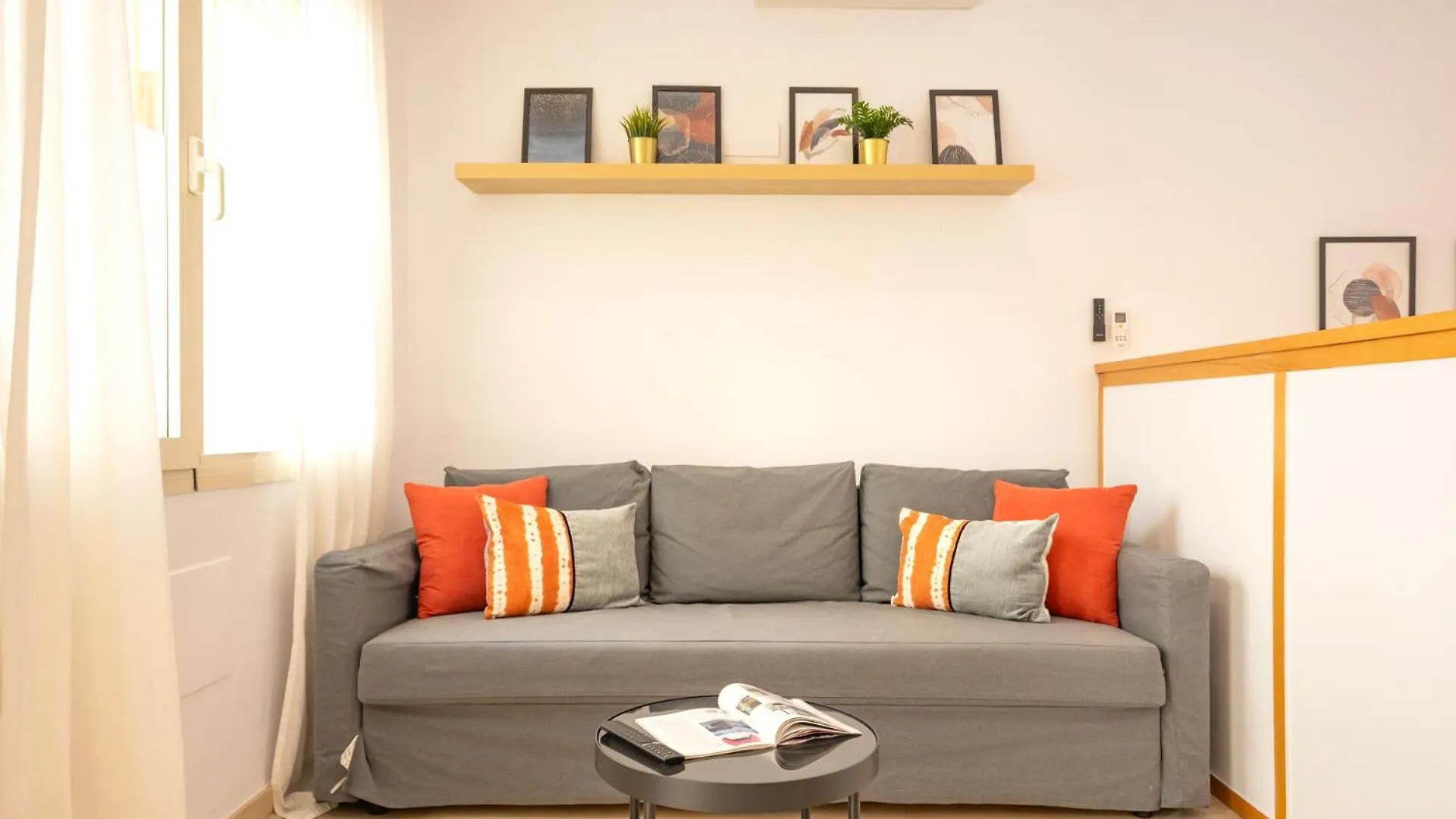 Isg Apartments Estudio En La Alameda contacts