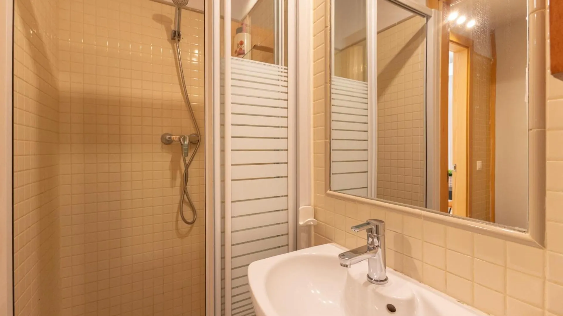 Isg Apartments Estudio En La Alameda Seville